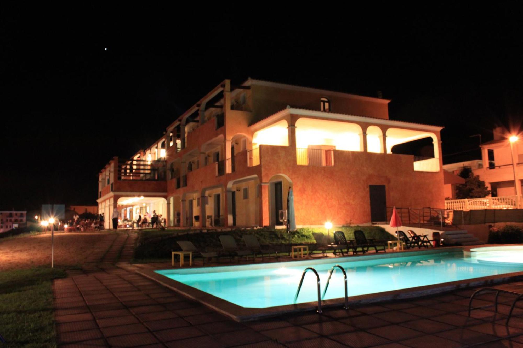 Abbaidda Hotel Valledoria  Exteriör bild